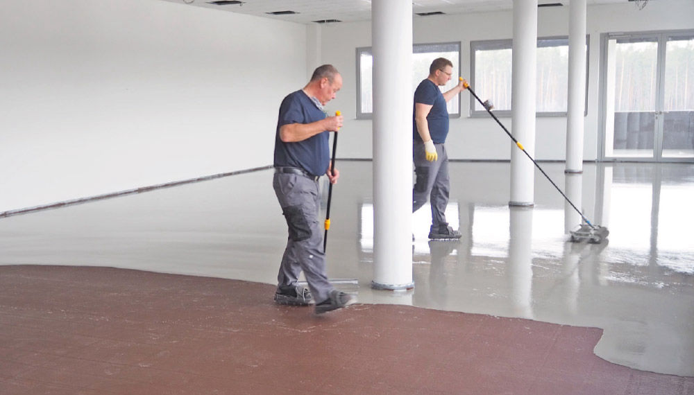 48 Stunden Industrieboden Sanierung mit Rheodur SiC-Megaplan